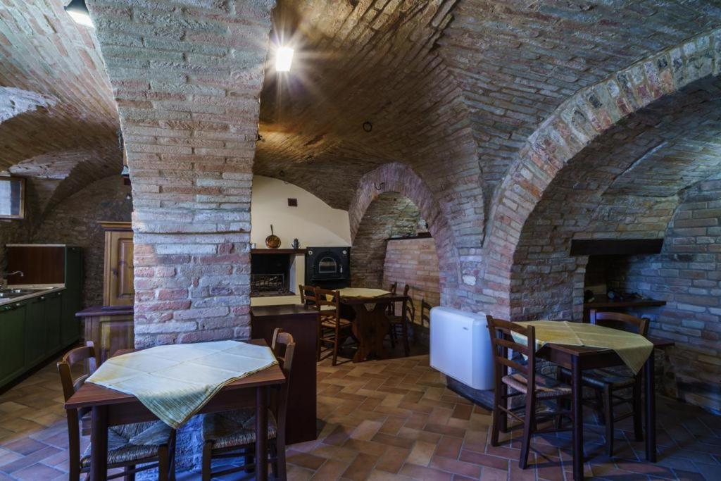 B&B La Locanda Del Serafino Sarnano Exterior foto